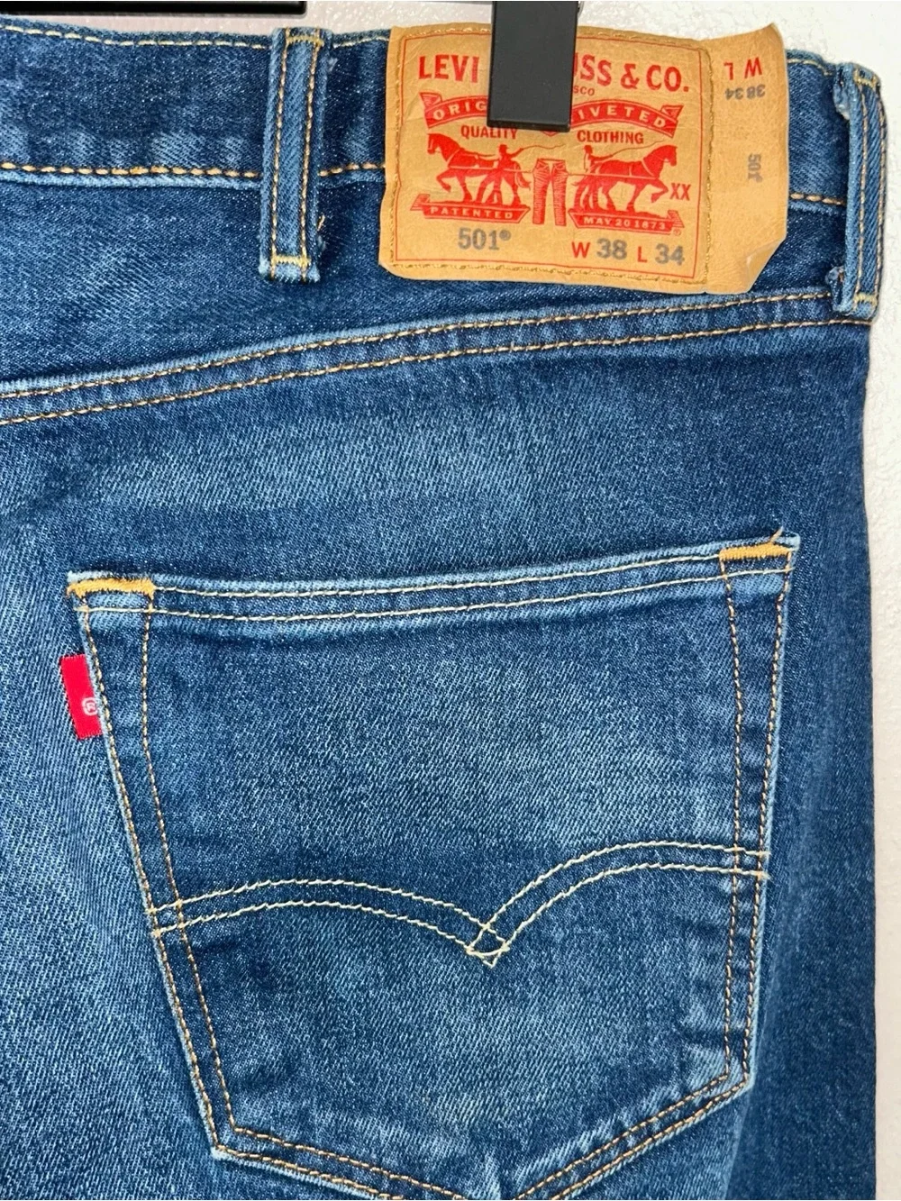 Levi's Straight-Leg Dark Indigo Denim Jeans 501 button fly